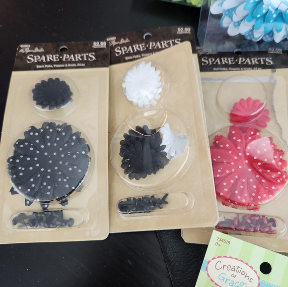 Silk Flower Crafts Kits - Picture 4 of 6